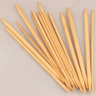 N006 - Sæt med 11 størrelser Strømpepinde i fineste bambus